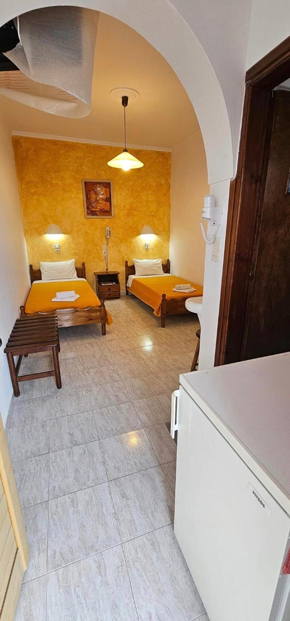 Hotel Palladion Karterádos Eksteriør billede